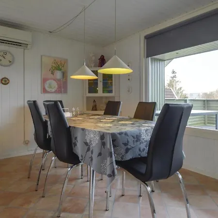 Awesome In W/ Sauna And 3 Bedrooms Feriehus Hemmet