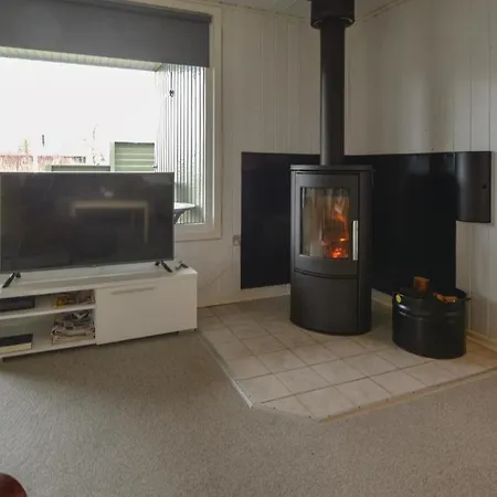 Feriehus Awesome In W/ Sauna And 3 Bedrooms