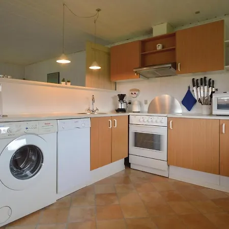 Awesome In W/ Sauna And 3 Bedrooms *
